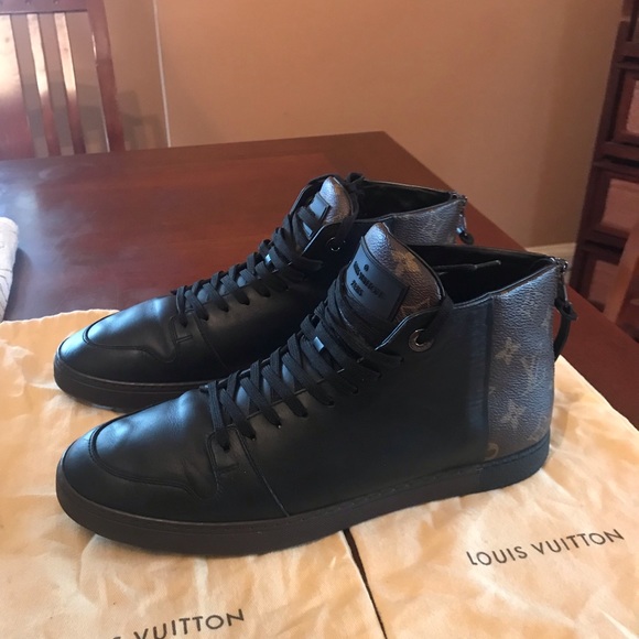 Louis Vuitton Men’s US 9 - Picture 3 of 8